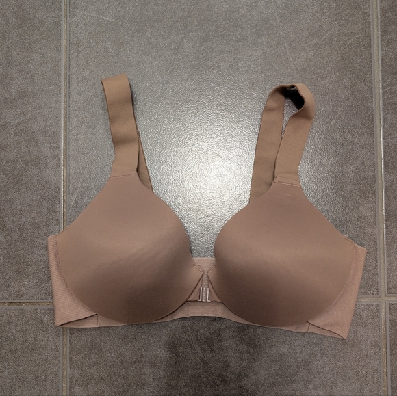 SPANXsmooth Full Coverage Bra - Picture 3 of 6